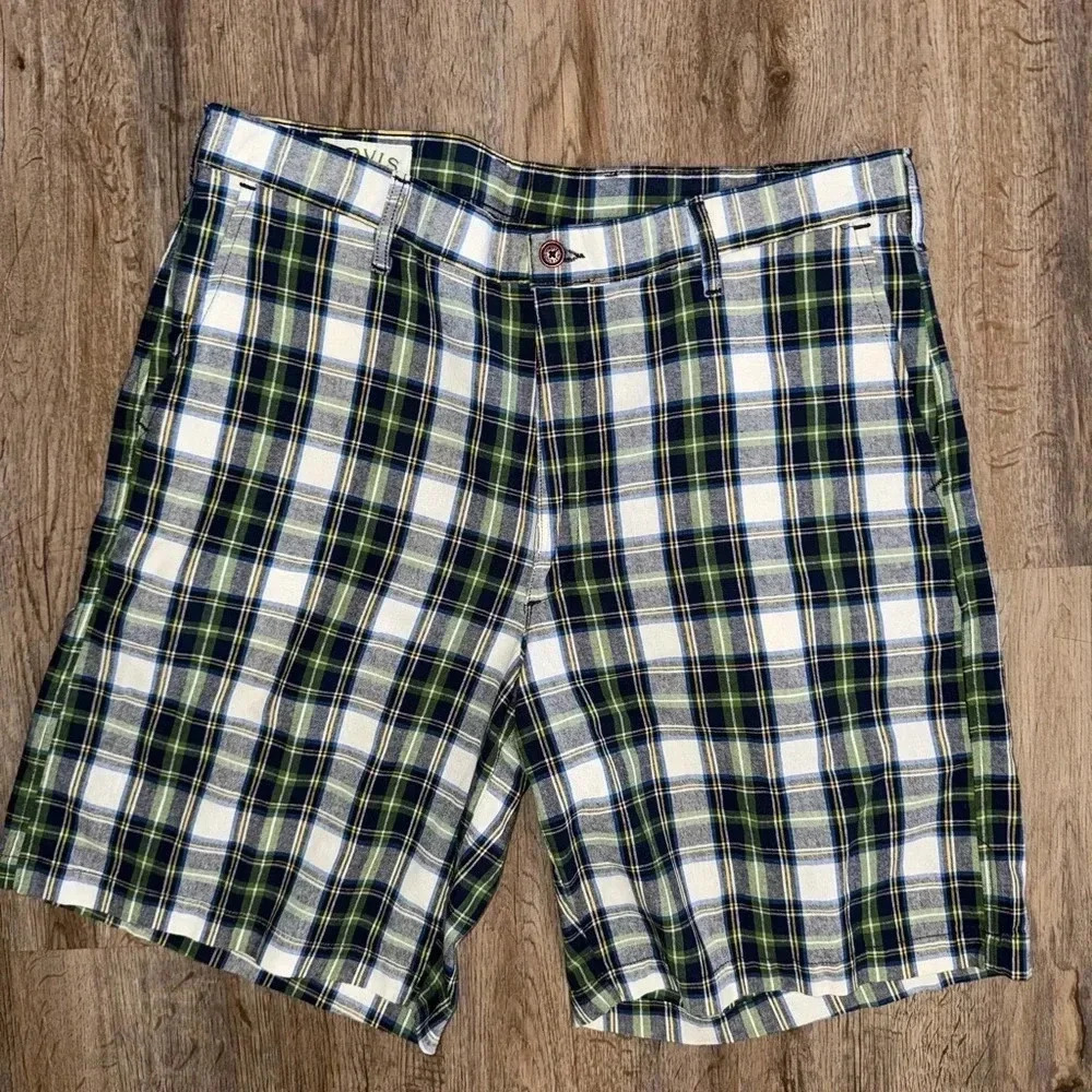 Orvis • Plaid Shorts • Made in USA